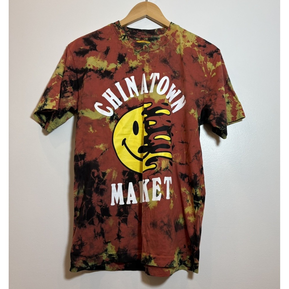Chinatown Market Smiley Melting Face Tie Dye Graphic T-Shirt Mens Medium Red